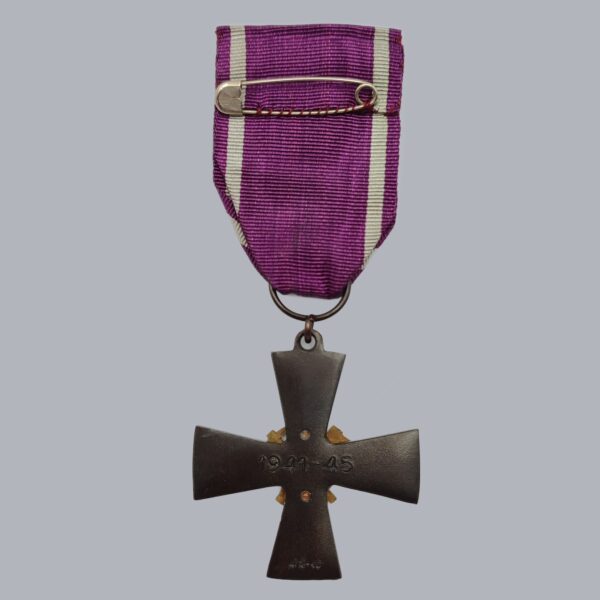 FINNISH CROSS OF A PIONEER