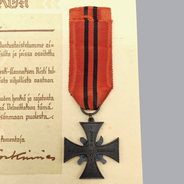 CAMPAIGN CROSS OF THE CENTRAL KARELIAN ISTHMUS & CERTIFICATE