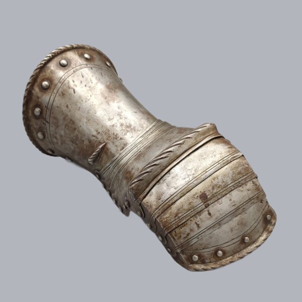 16TH CENTURY SINGLE MITTEN GAUNTLET