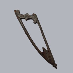 SCABBARD MOUNT OF A 16TH CENTURY FALCHION