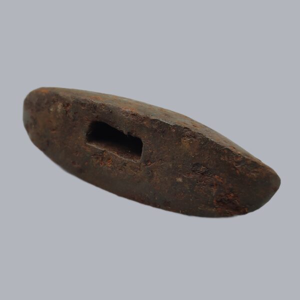 MEDIEVAL BRAZIL NUT POMMEL