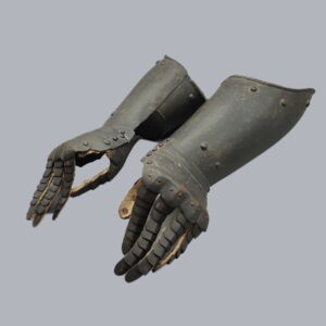 17TH CENTURY ELBOW GAUNTLETS