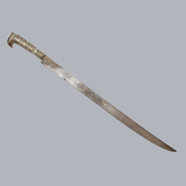 YATAGHAN WITH SILVER HILT