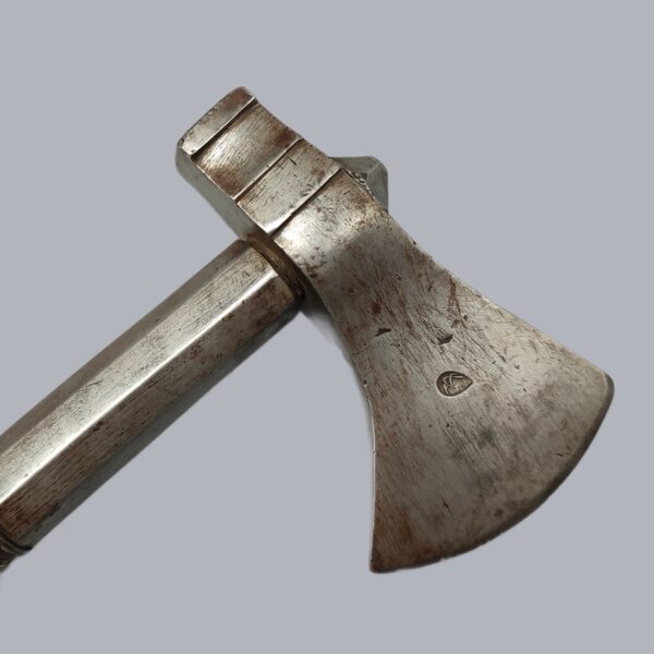 AXE FOR HUNTING OTTOMAN