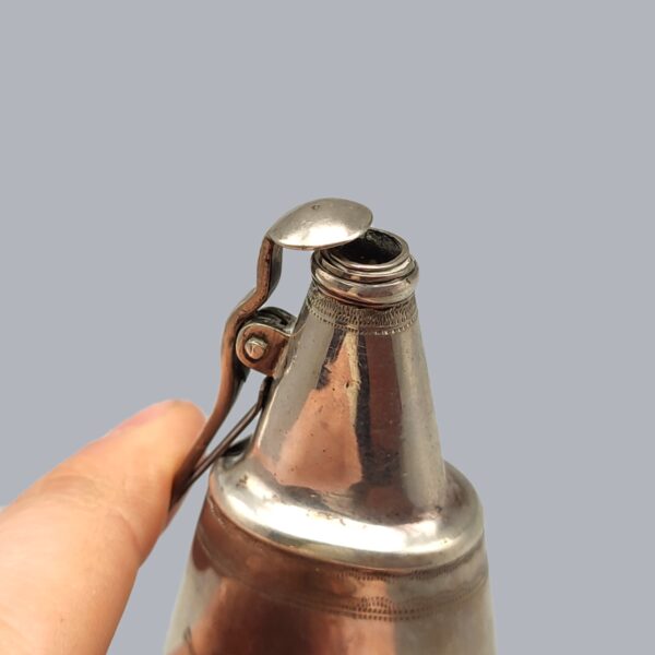 PRIMING FLASK MADE OF SILVER