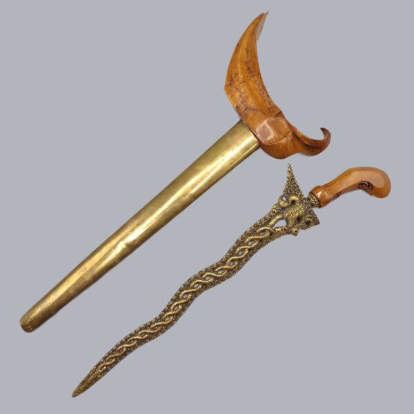 KRIS DAGGER WITH PIERCED BRASS BLADE