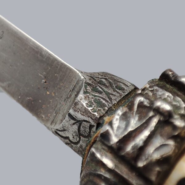 STILETTO DAGGER FOR AN ARTILLERY OFFICER