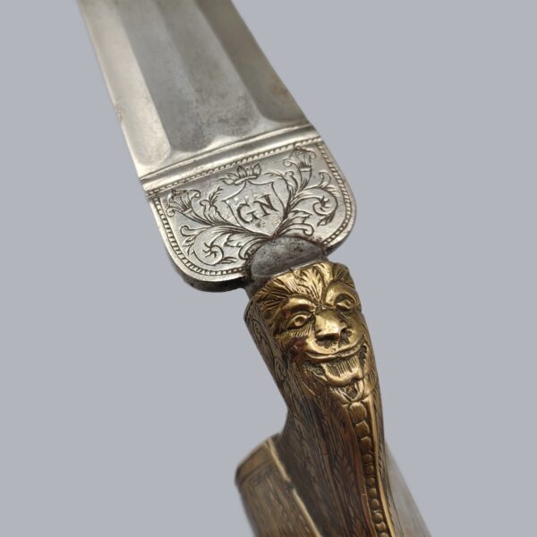 BRASS-SOCKETED HUNTING BAYONET