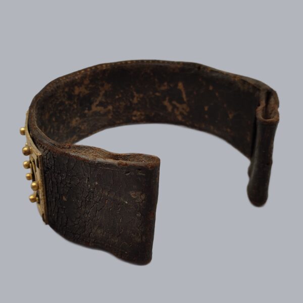 DOG COLLAR DEPICTING MEDUSA HEAD