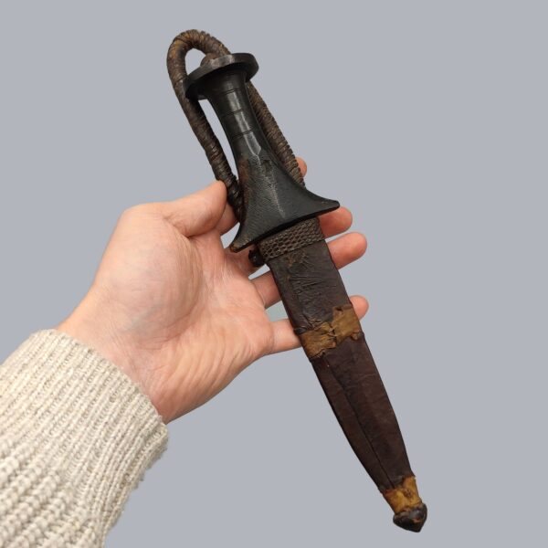 SUDANESE ARM DAGGER