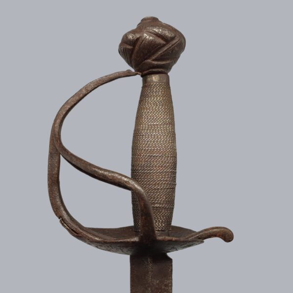 NORTH EUROPEAN CAVALRY TROOPER SWORD