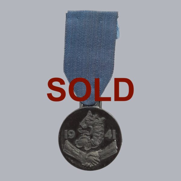FINNISH WWII COMMEMORATIVE VOLUNTARY MEDAL (KERÄYSTALKOOMITALI)