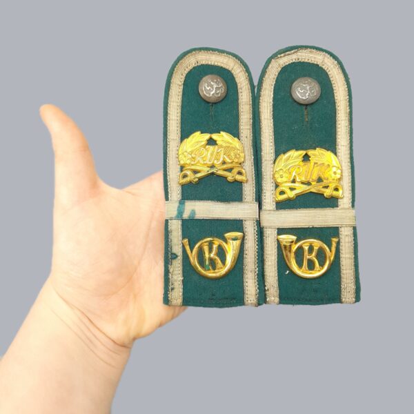 FINNISH M/1922 PAIR OF SHOULDER BOARDS