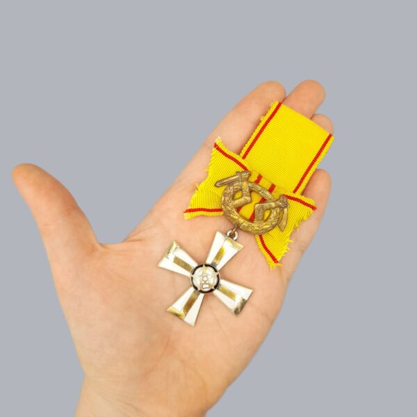 FINNISH CROSS OF LIBERTY (2ND CLASS 1918)