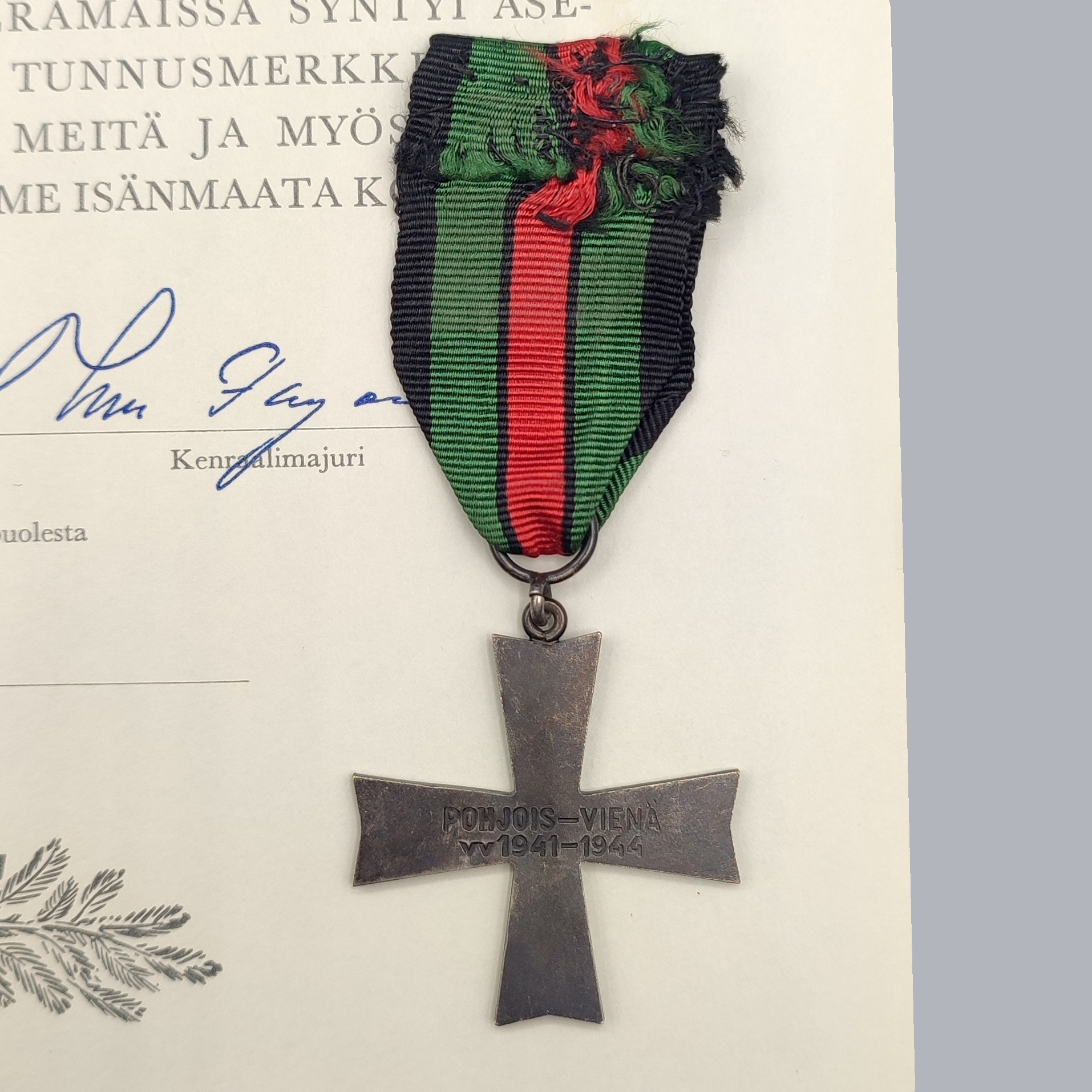 FINNISH WWII CAMPAIGN CROSS OF POHJOIS-VIENA 1941-1944 & CERTIFICATE