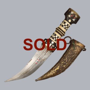 SYRIAN JAMBIYA DAGGER WITH DECORATED HORN HANDLE