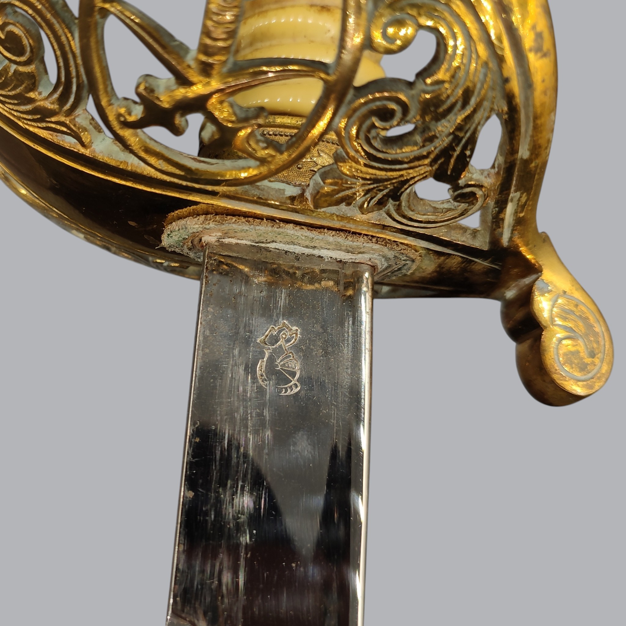 SAUDI ARABIAN 1950s NAVAL OFFICER SABRE
