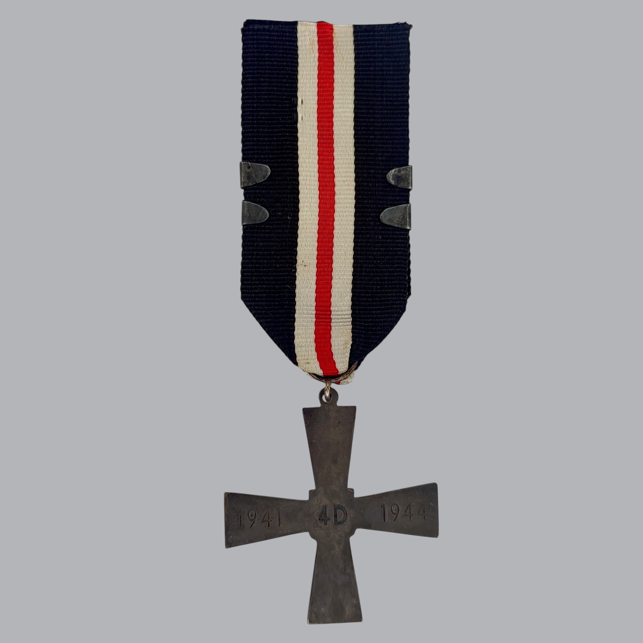 FINNISH WWII COMMEMORATIVE CROSS OF THE 4TH DIVISION