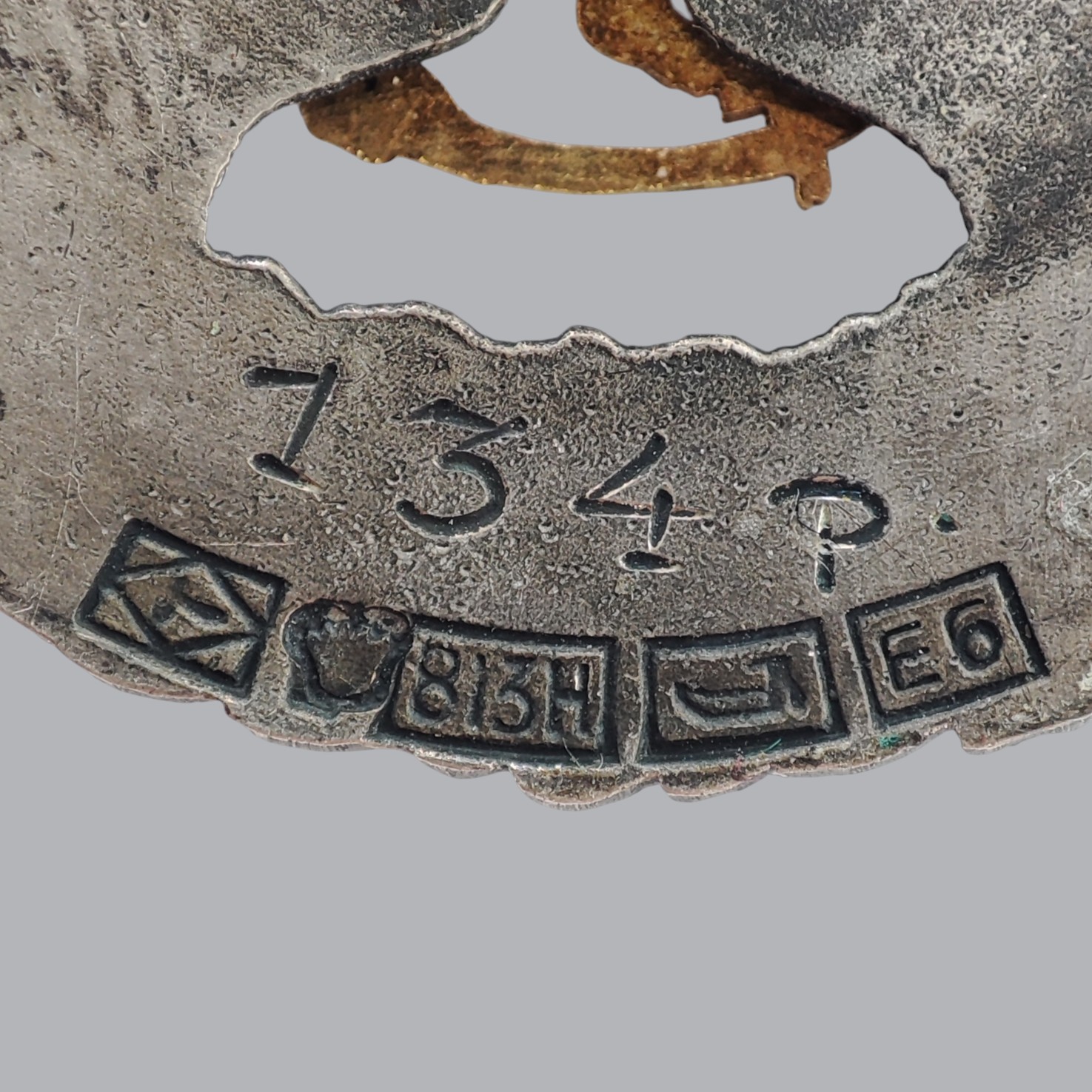FINNISH INTER-WAR PISTOL SHOOTING SILVER BADGE