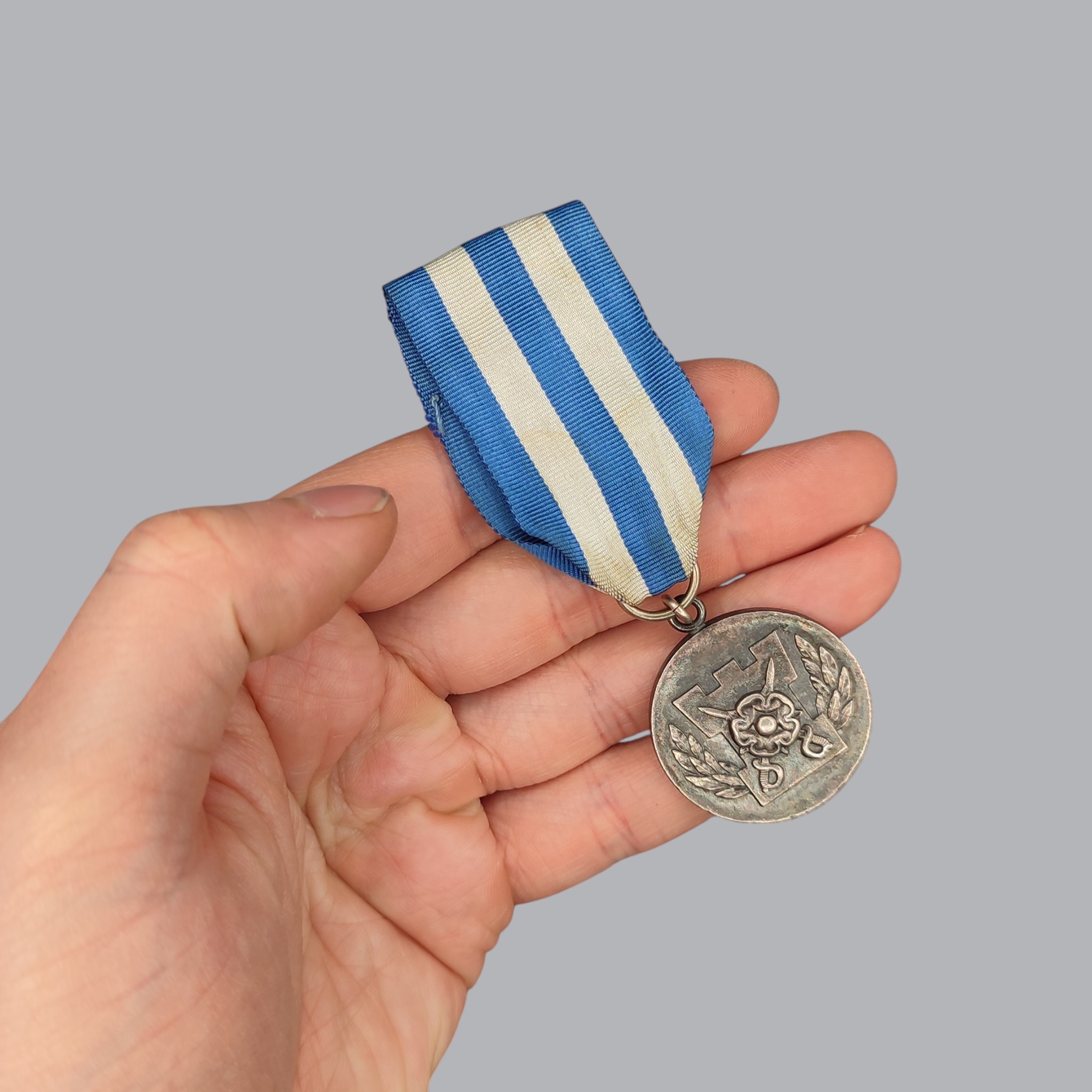 FINNISH POST-WAR 2ND CLASS MEDAL OF MERIT OF THE OFFICER ASSOCIATION