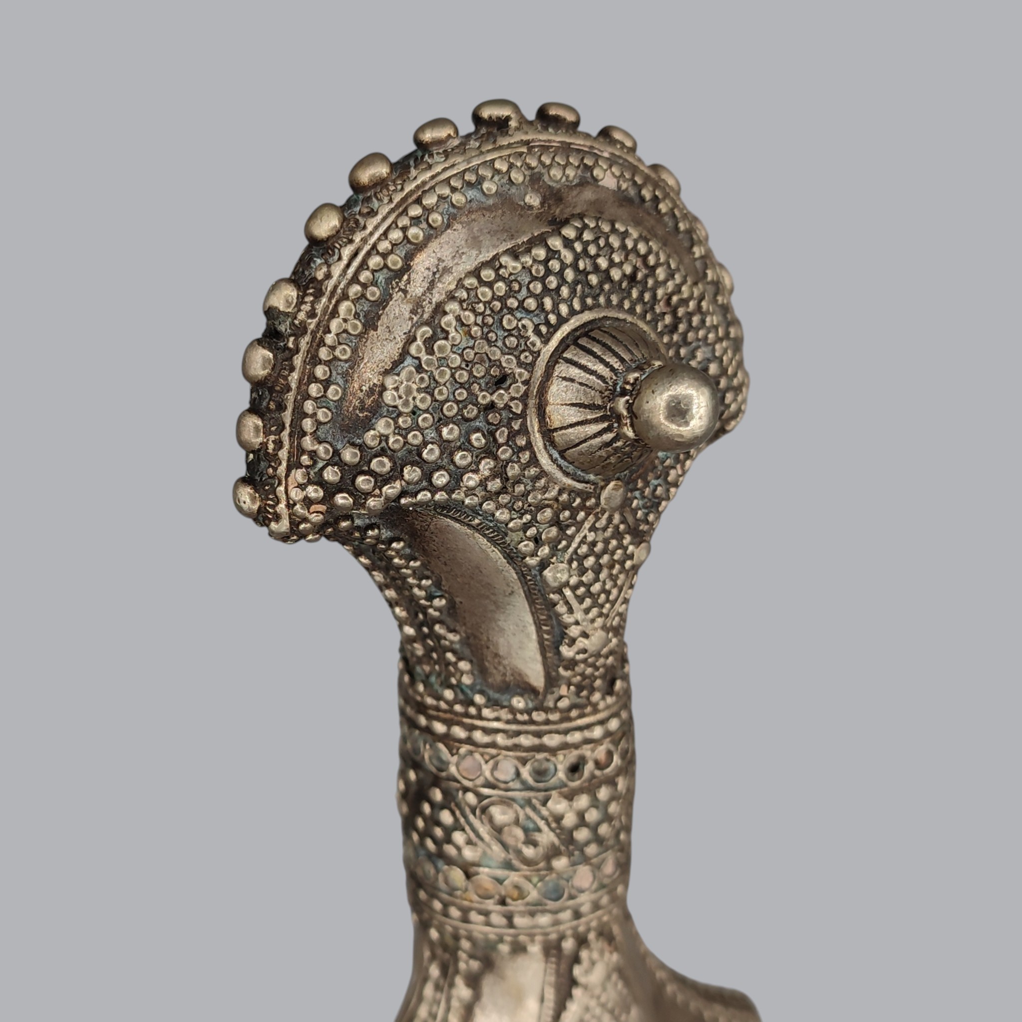 SAUDI ARABIAN SILVER-HILTED JAMBIYA DAGGER